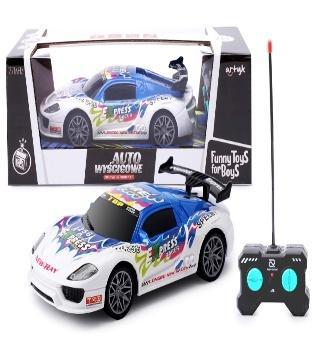 Auto wyścigowe RC, Artyk