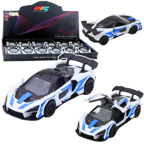 Samochód wyścigowy metalowy ma mapęd 1:32