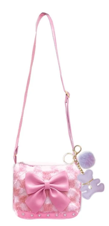 Torebeczka z futerkiem i breloczkiem