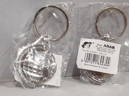 Brelok metalowy globus, ADAR