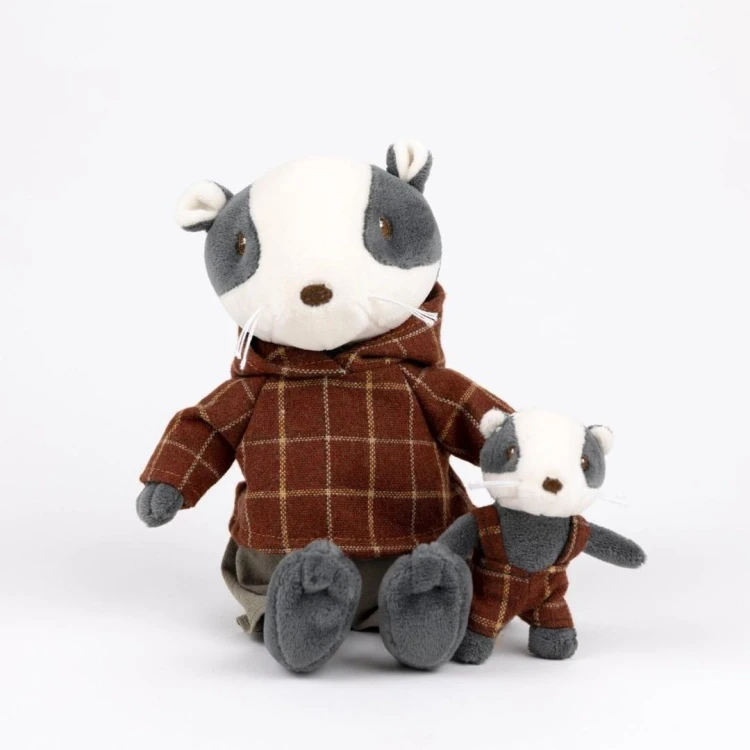 Borsuk Greg, Egmont Toys