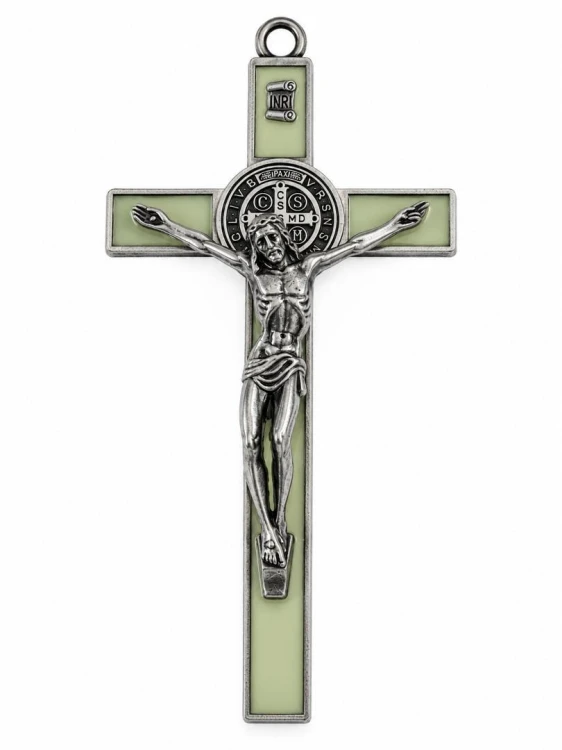 Krzyż Zielony z Jezusem Św. Benedykta