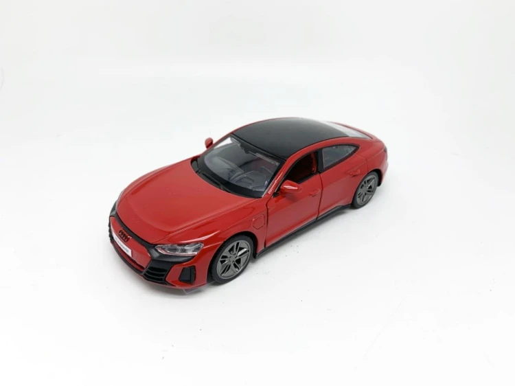 Audi RS E-Tron GT Czerwony światło+dźwięk, MSZ