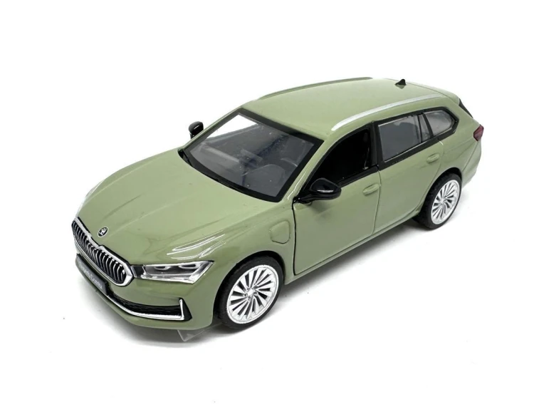 Skoda SuperB Combi IV Zielony światło+dźwięk, MSZ